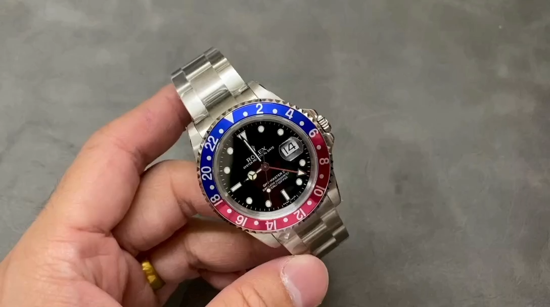 Rolex GMT-Master II 16710 Black Dial Blue Red Pepsi Bezel 40MM Mens Replica Watch - Video