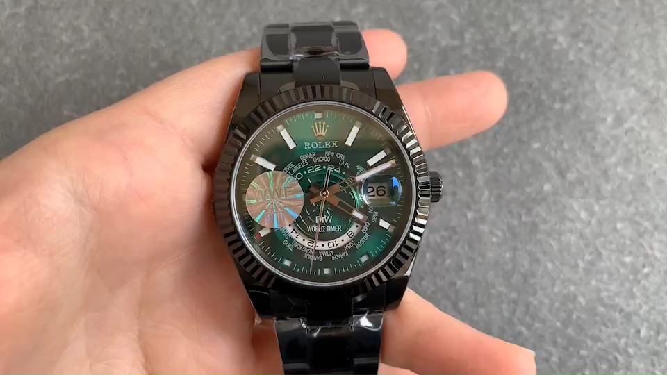 Rolex DiW Sky Dweller 326934 Green Dial 40MM Men's Watch - Video
