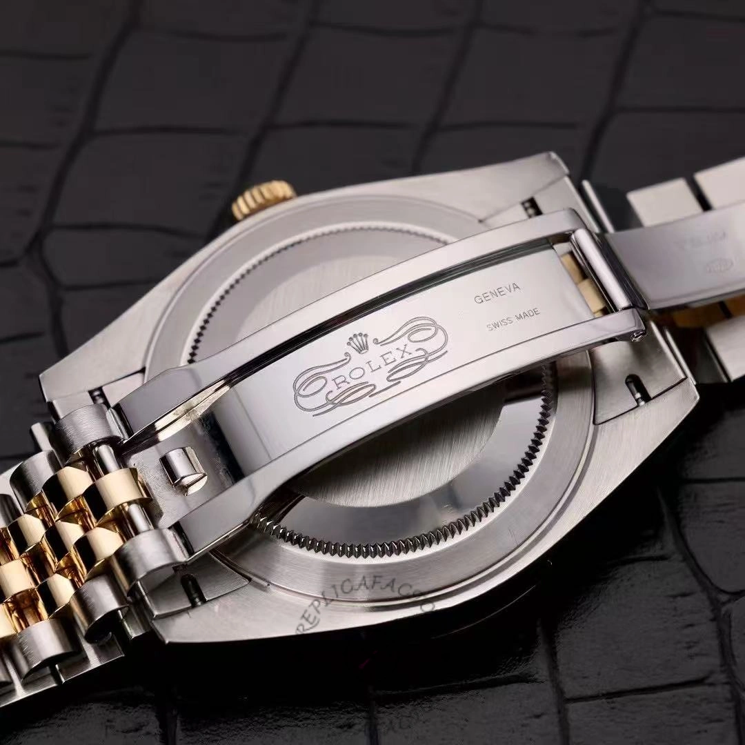Clasp open detail of Rolex Datejust M126333-0012 showing folding clasp mechanism and bracelet end links.