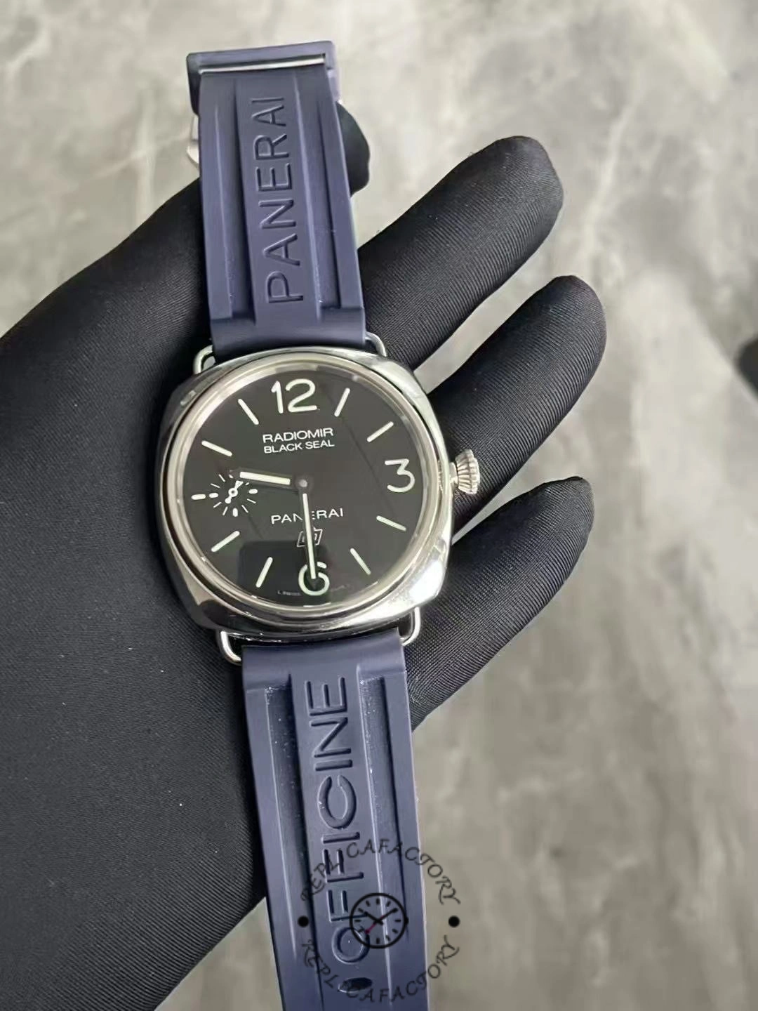 Replica Panerai Radiomir PAM00183 Front 1