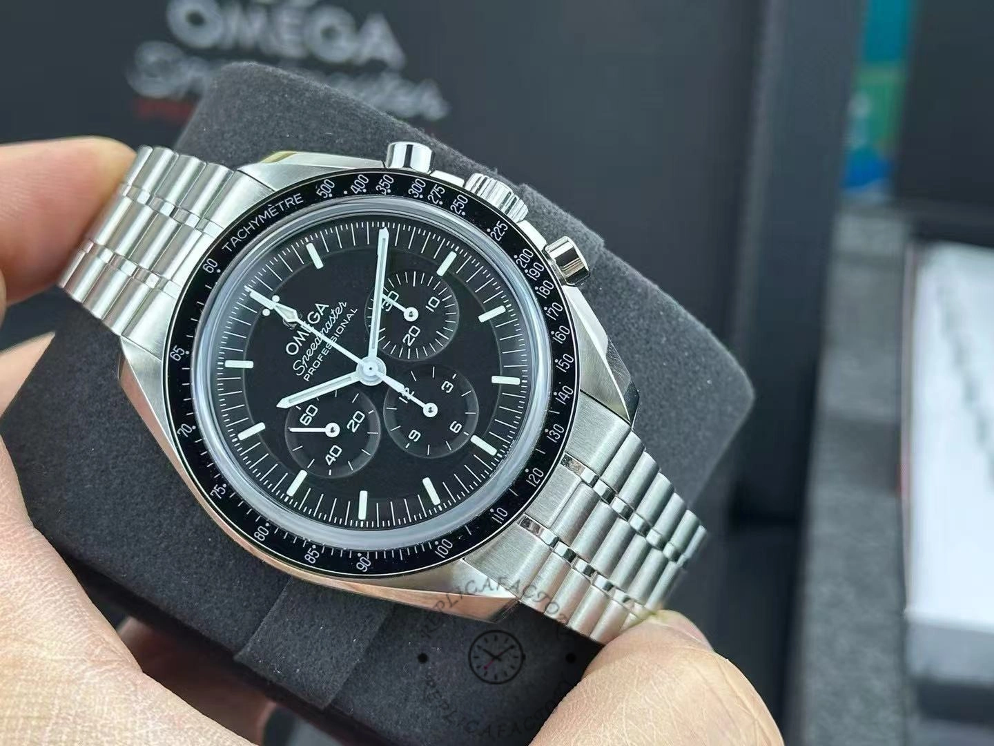 replica Omega Speedmaster 310.30.42.50.01.002 Dial-2