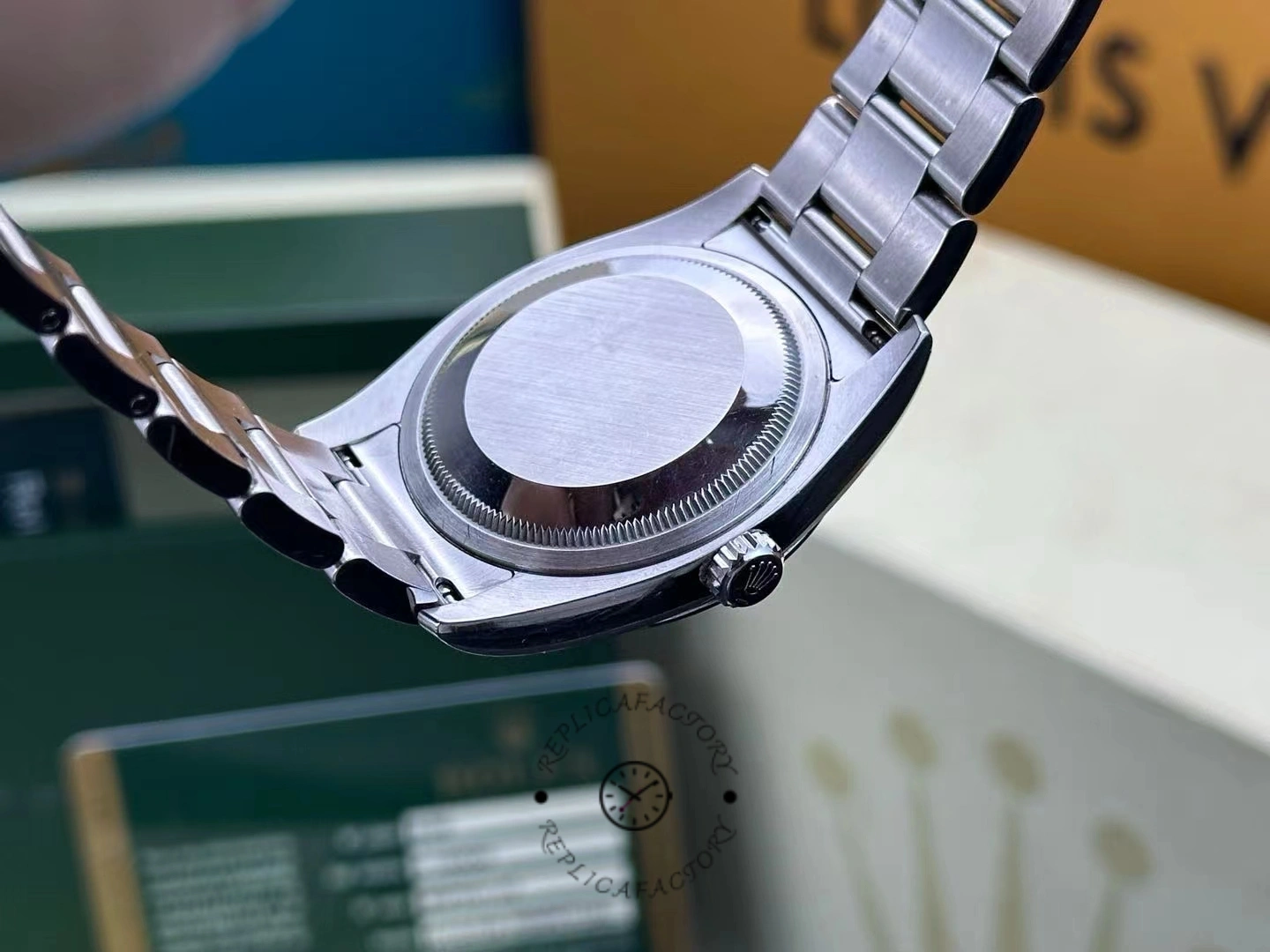 Replica Rolex Oyster Perpetual 116000 Back