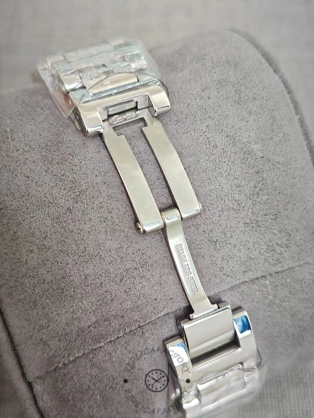 Replica Cartier Blue Balloon W69007Z3 Clasp