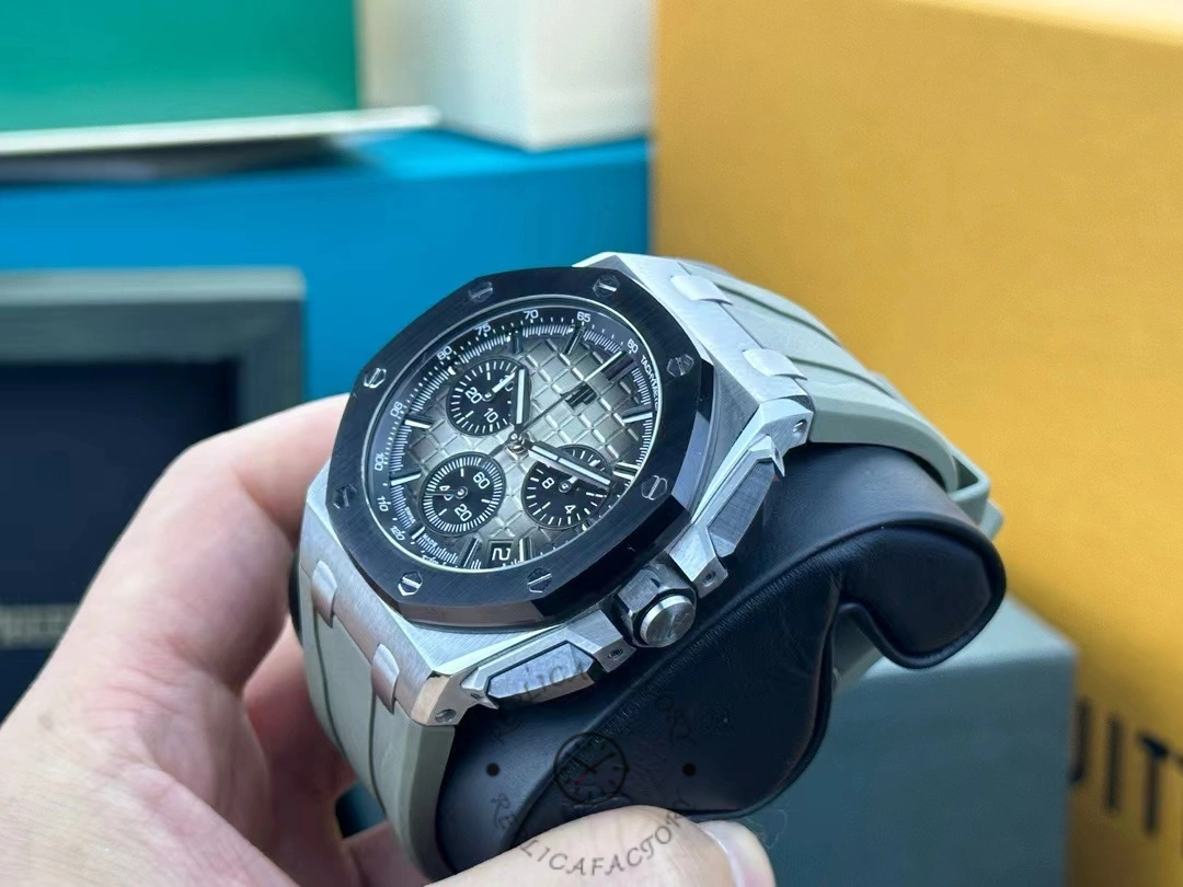 Replica Audemars Piguet Royal Oak 26420SO Appearance 1