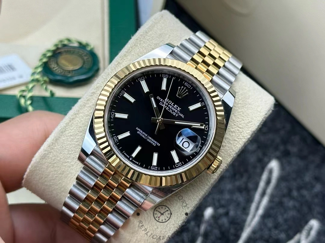 Replica Rolex Datejust 126333 0014 Front 2