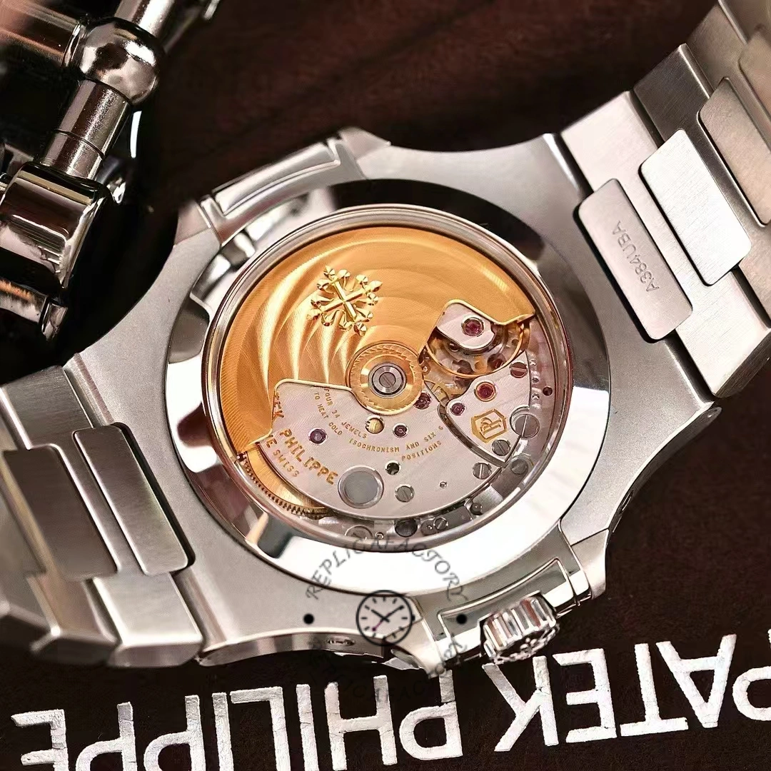 Patek Philippe Nautilus 5726 1A 001