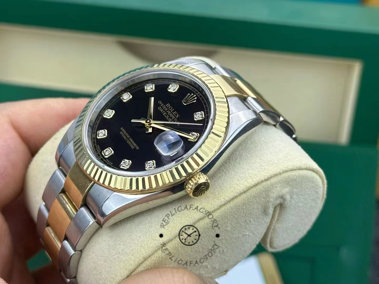 Replica Rolex 126333 0005 side