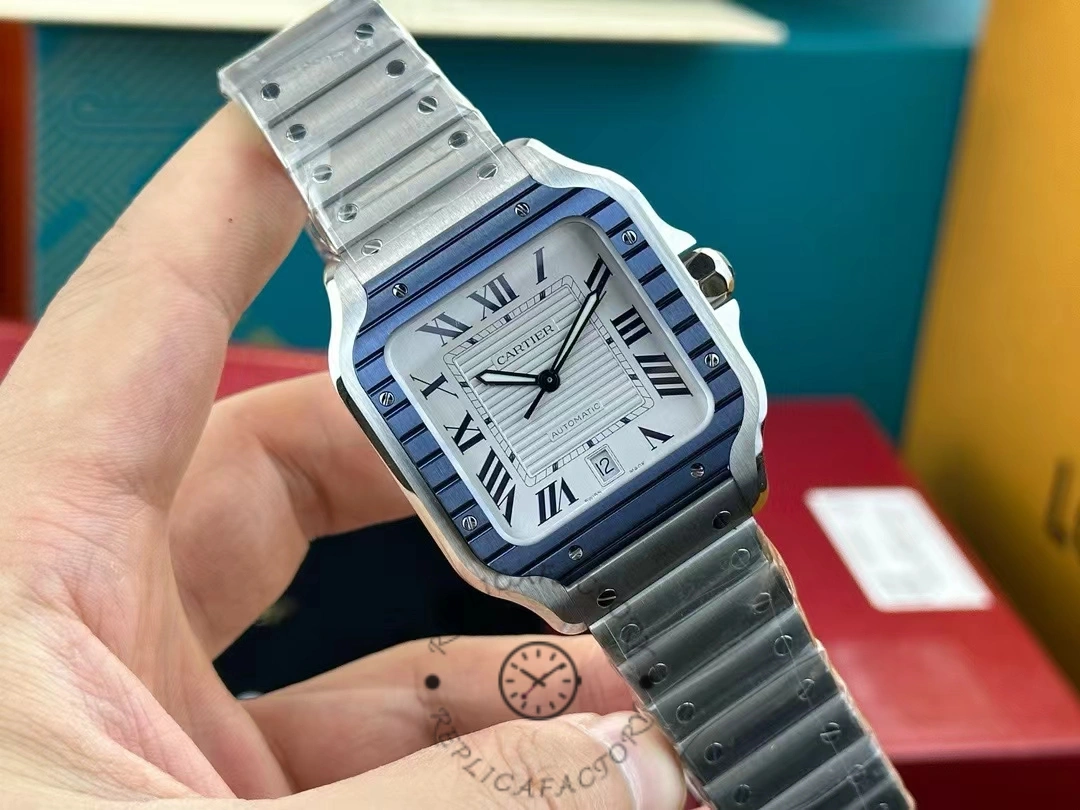 Replica Cartier Santos WSSA0047 Detailed image 1