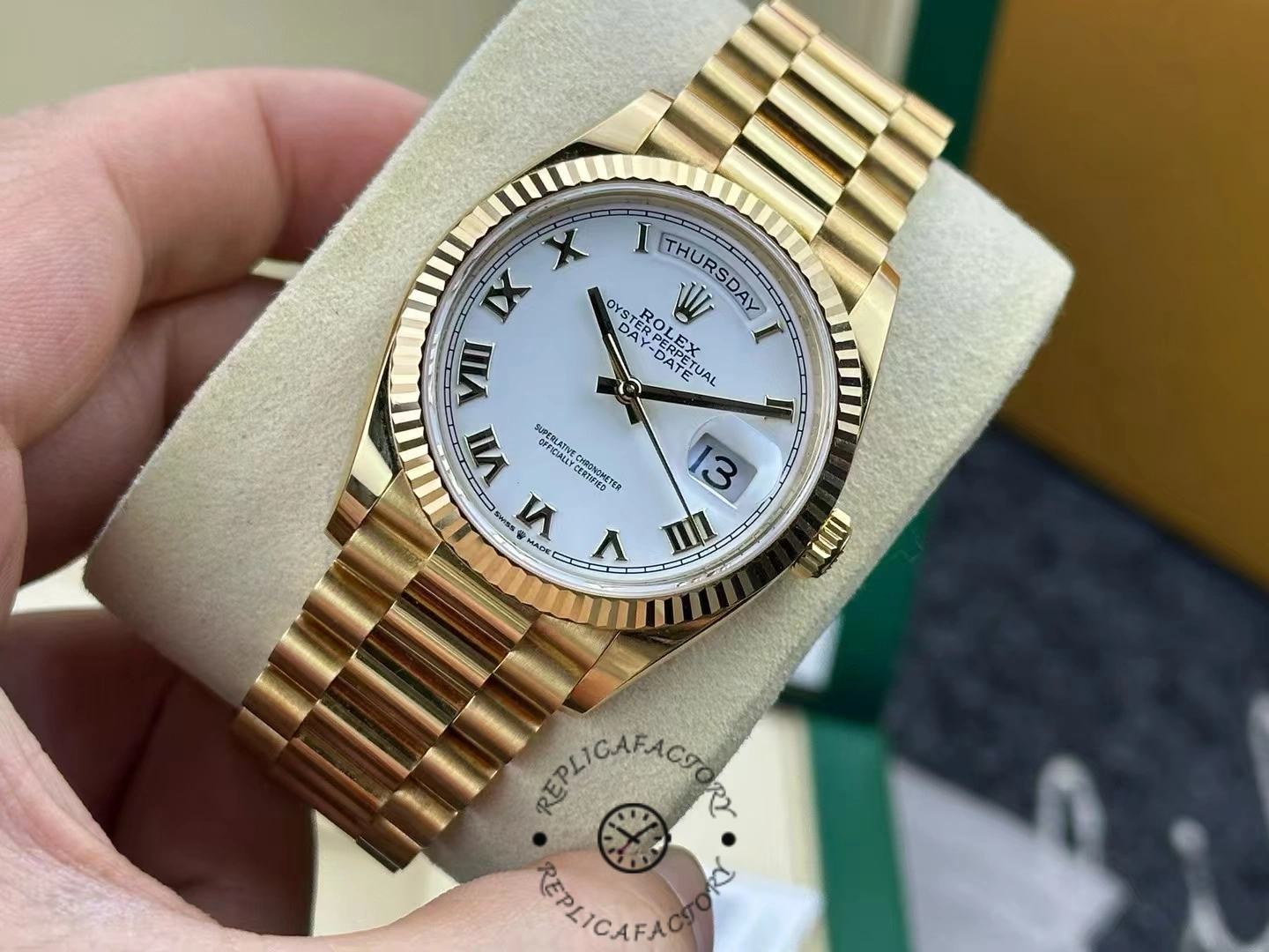 Replica Rolex Day Date M228238 0042 real pictures-2