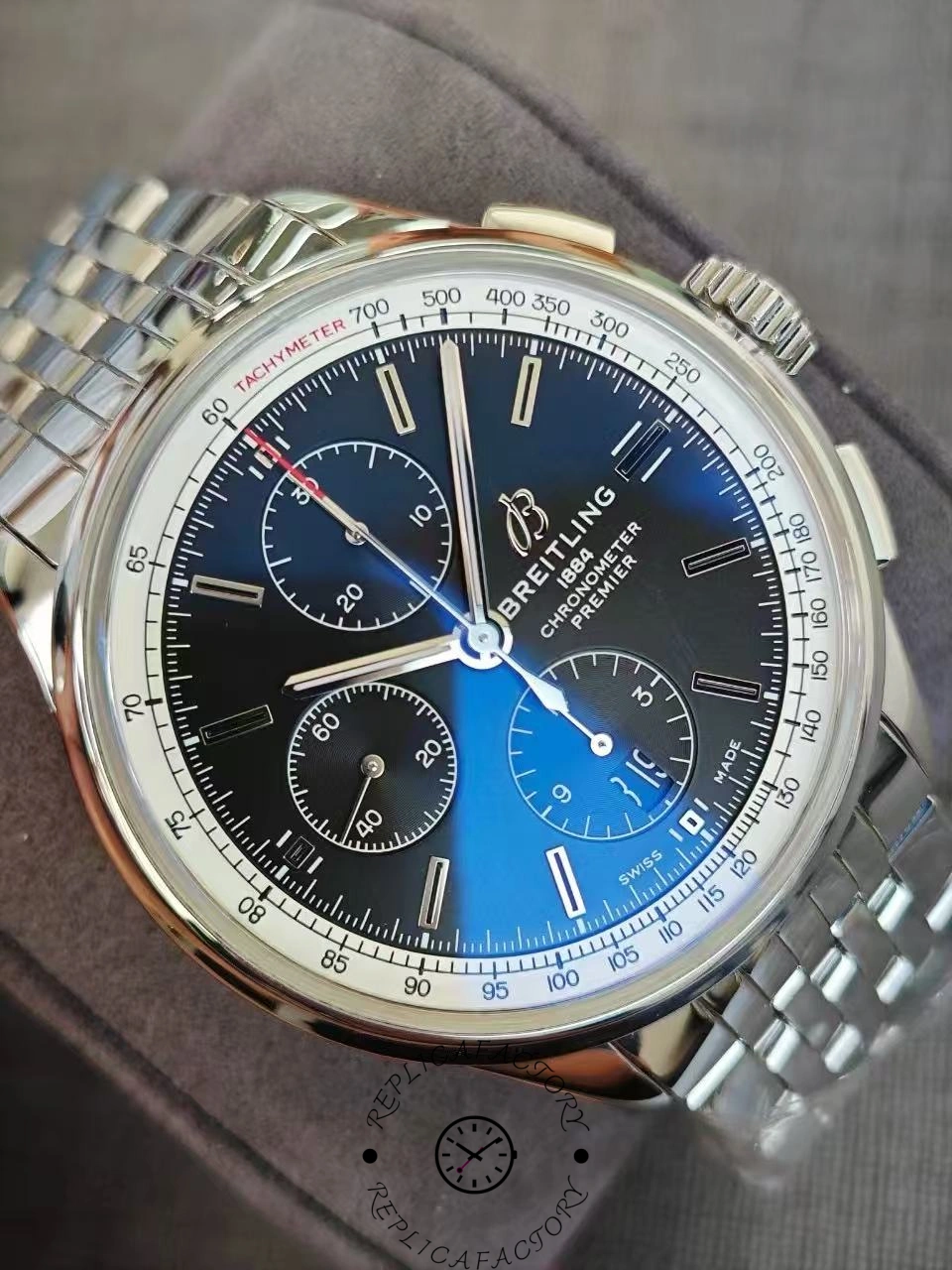 A13315351B1A1 Dial details