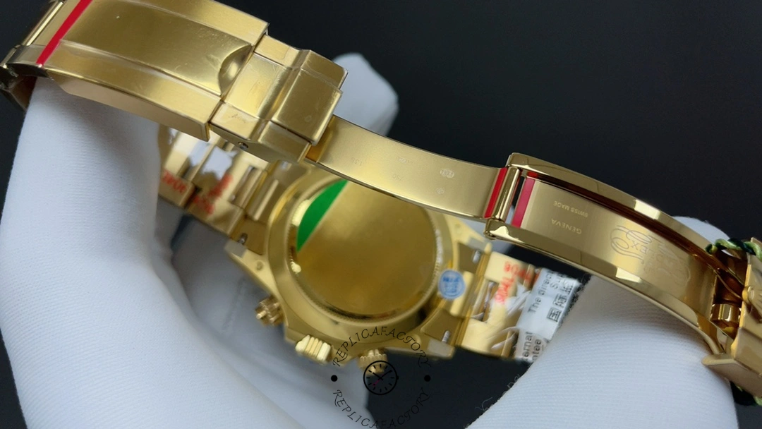 Replica Rolex Daytona 126508 0008 Clasp Details