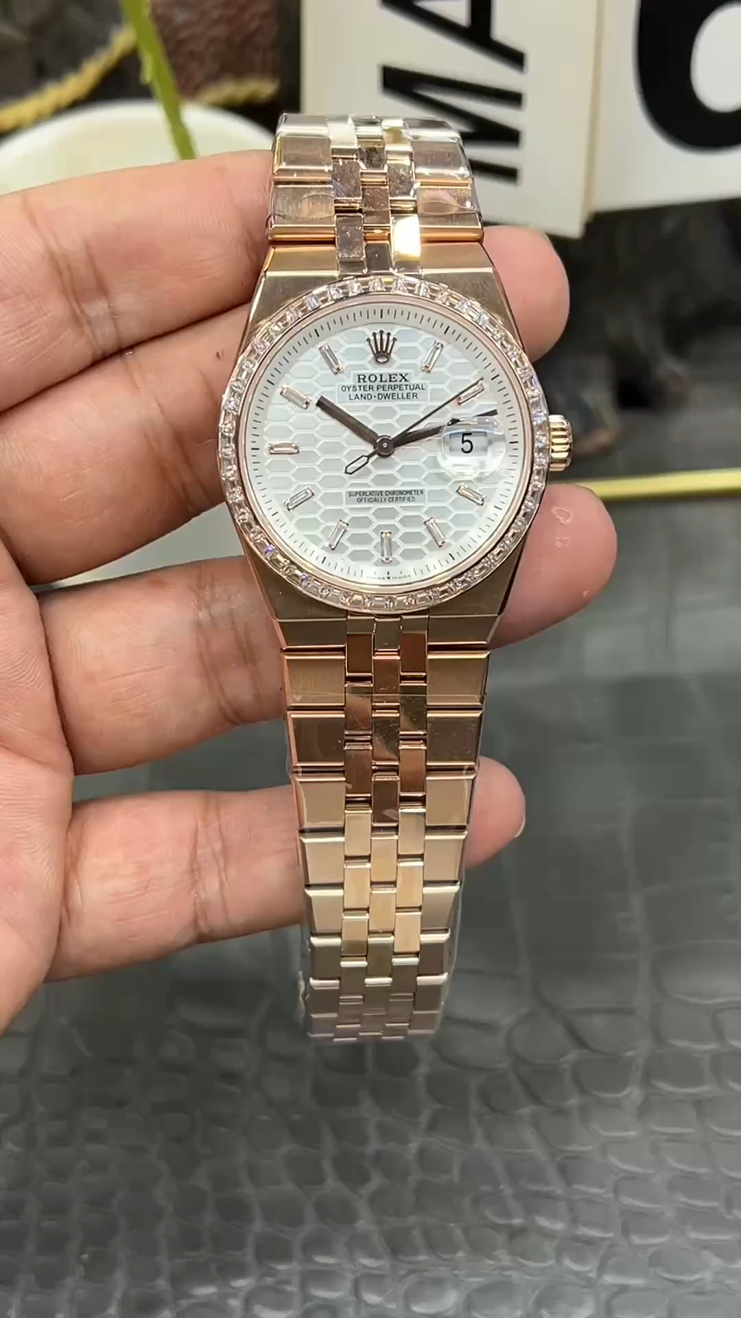 Rolex Land Dweller m127385tbr 0003 Replica Video