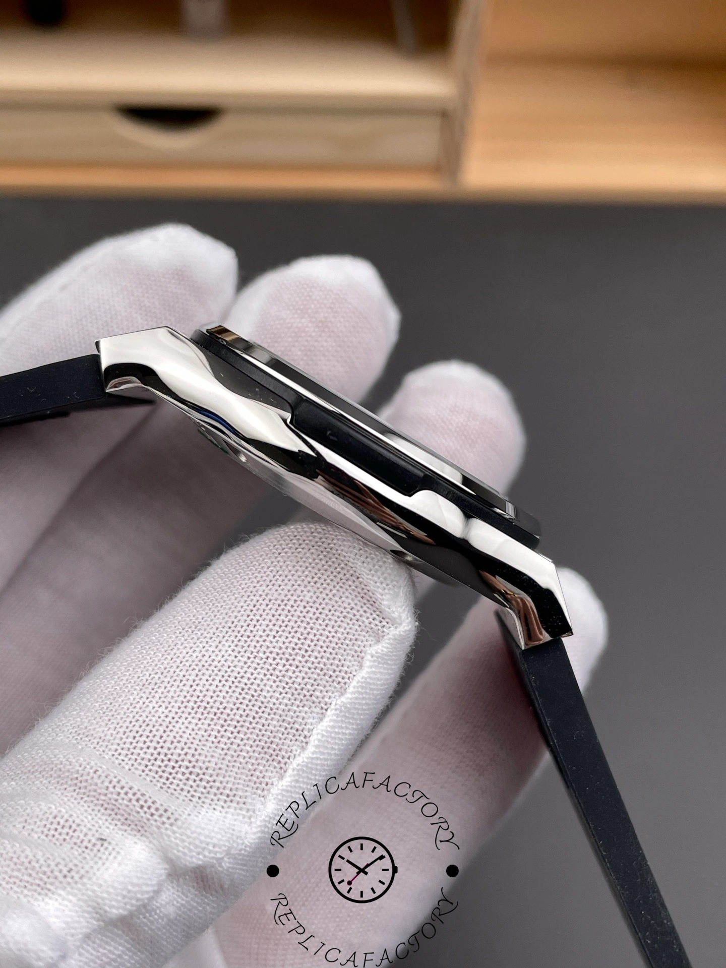 Side close-up of Hublot Classic Fusion 542.NX.1171.RX, showing bezel screws and case flank.