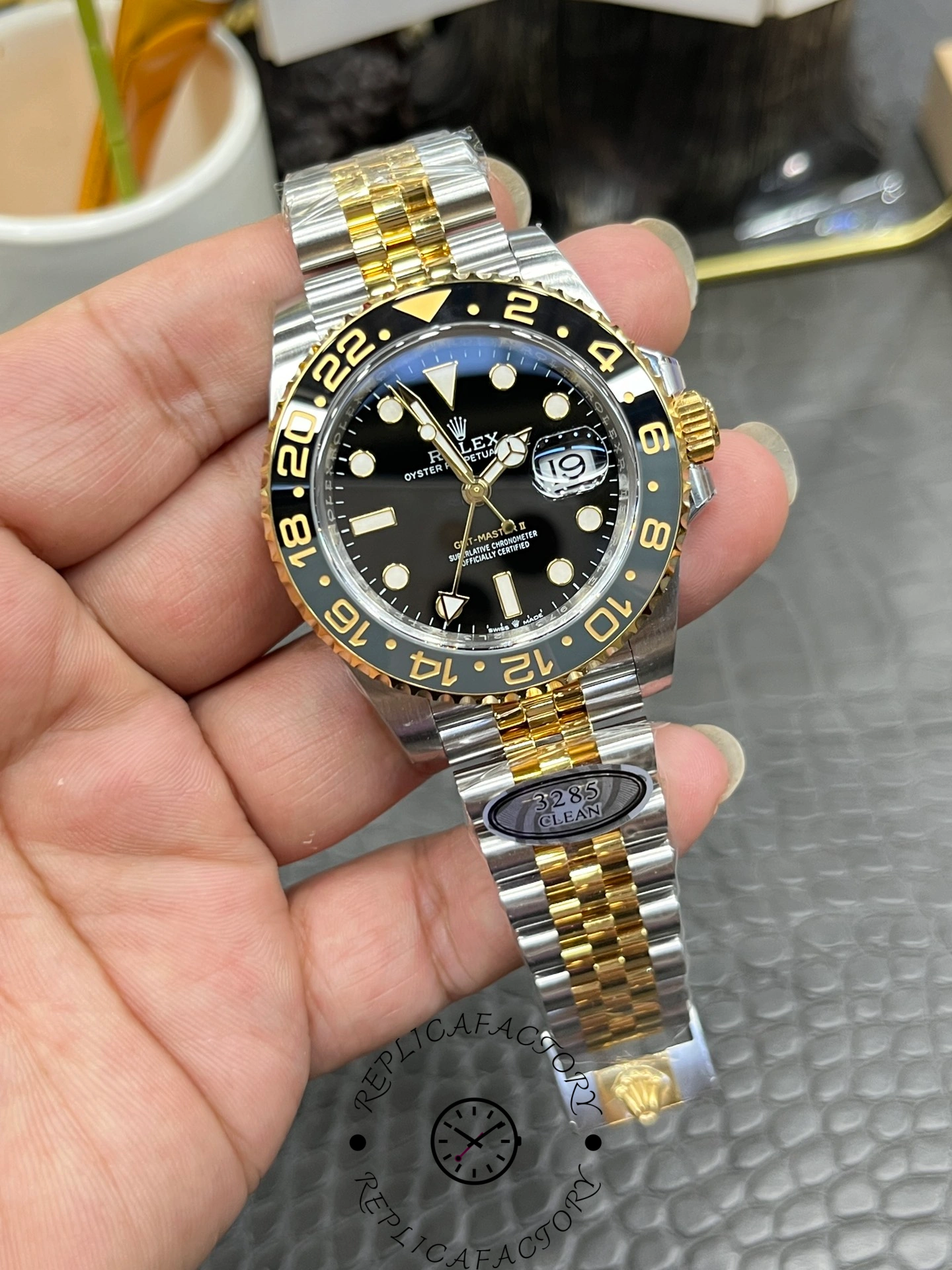 Rolex GMT Master II Black Dial Steel 18kt Yellow Gold 126713GRNR 0001 Men's Watch