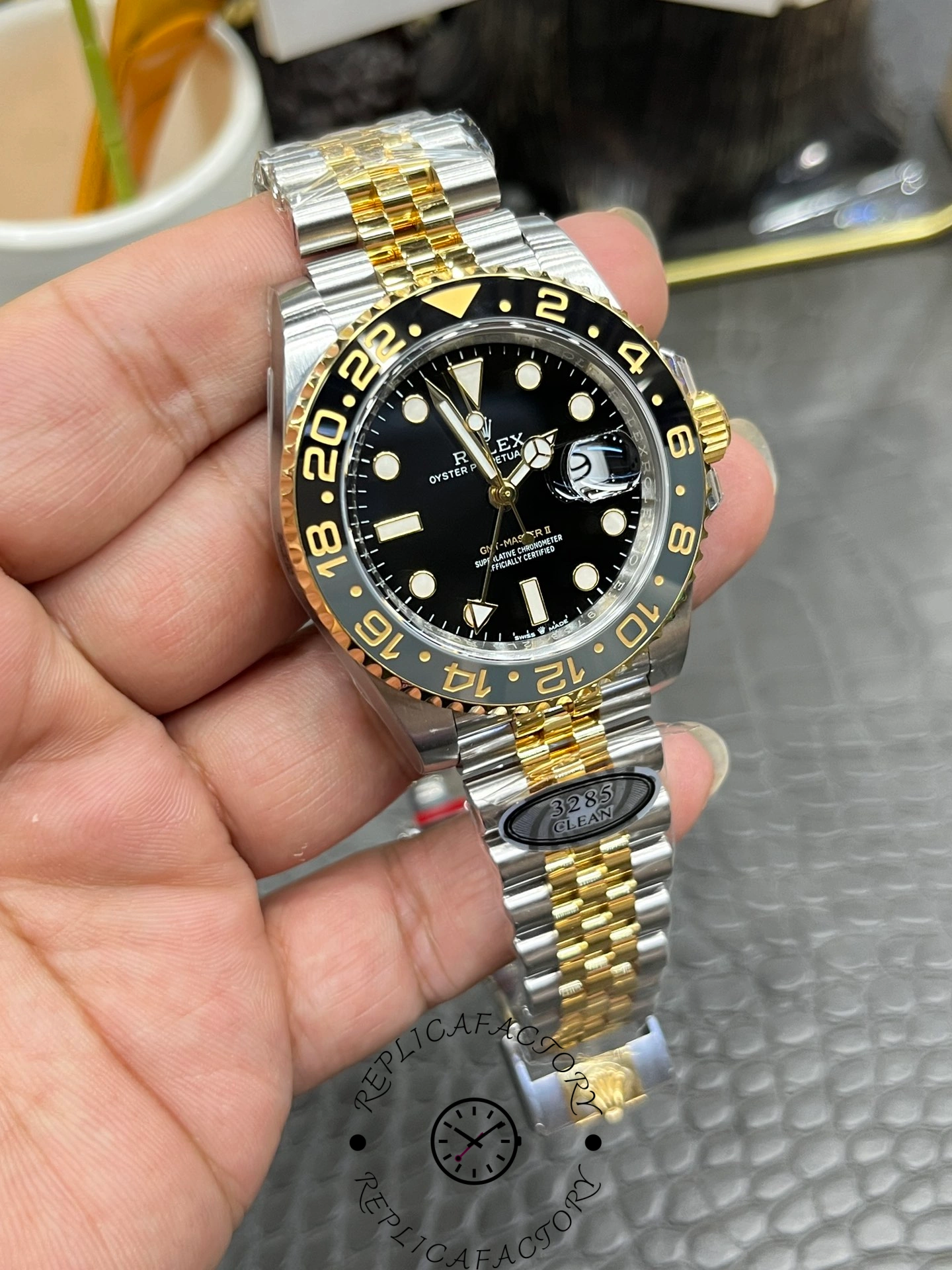 Rolex GMT Master II Black Dial Steel 18kt Yellow Gold 126713GRNR 0001 Men's Watch