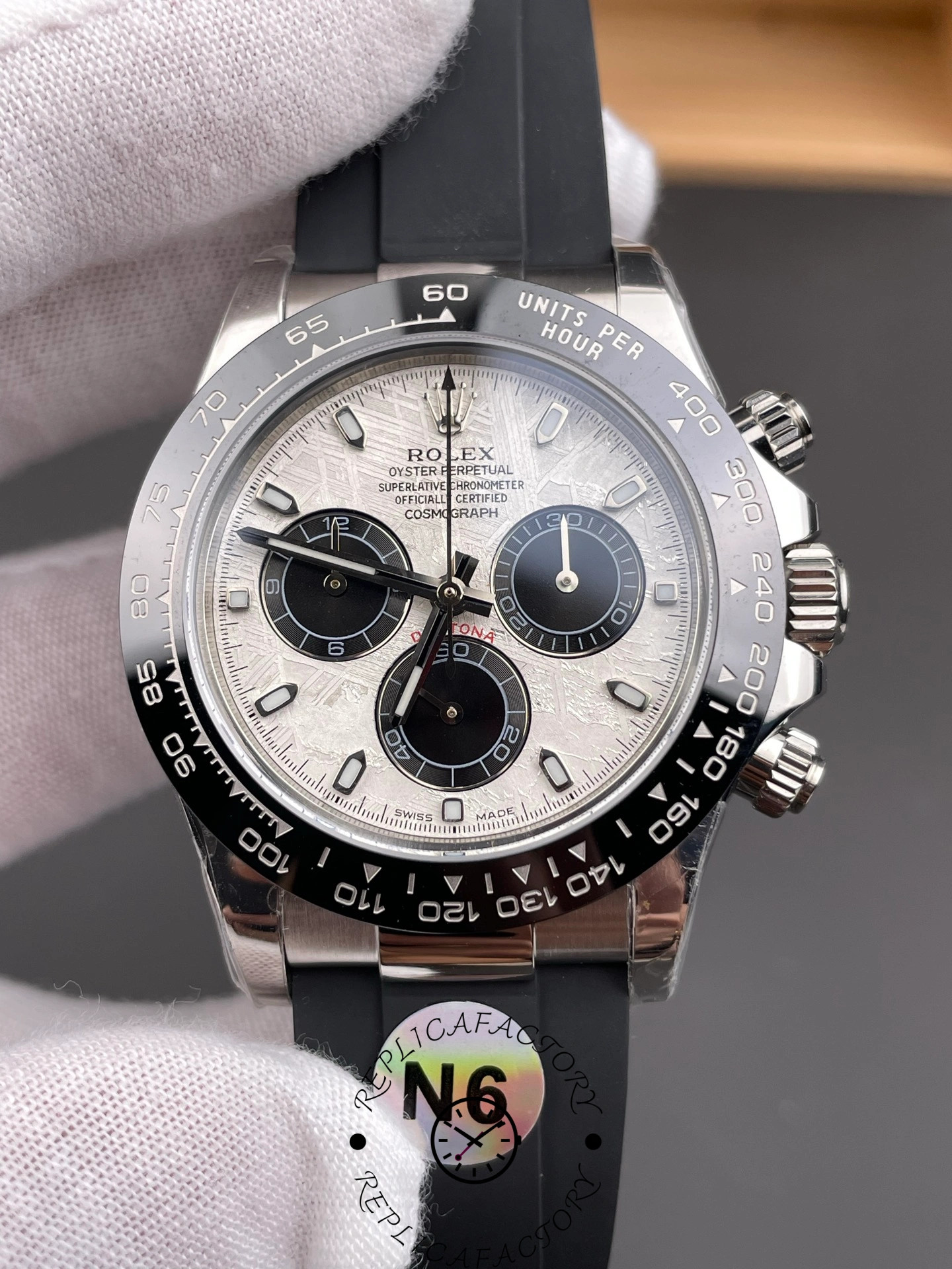 Rolex Daytona 126519LN 0007, close front view showing bezel and chronograph pushers.