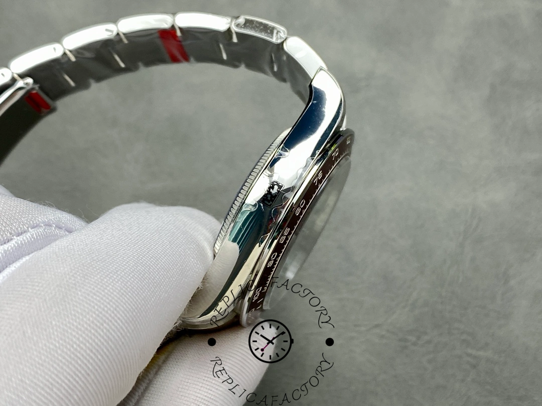 Side view of Rolex Platinum Daytona 126506 showing case thickness and bezel edge.