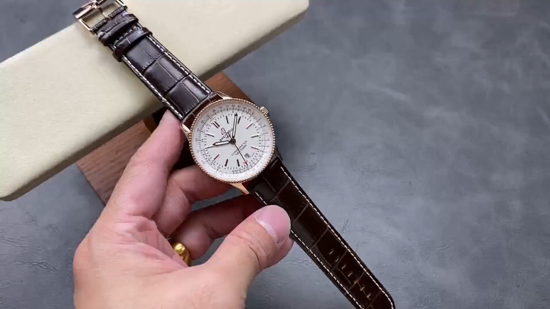 Breitling Navitimer Automatic 41 Rose Gold R17326211G1P1 Replica Men's Casual Watch