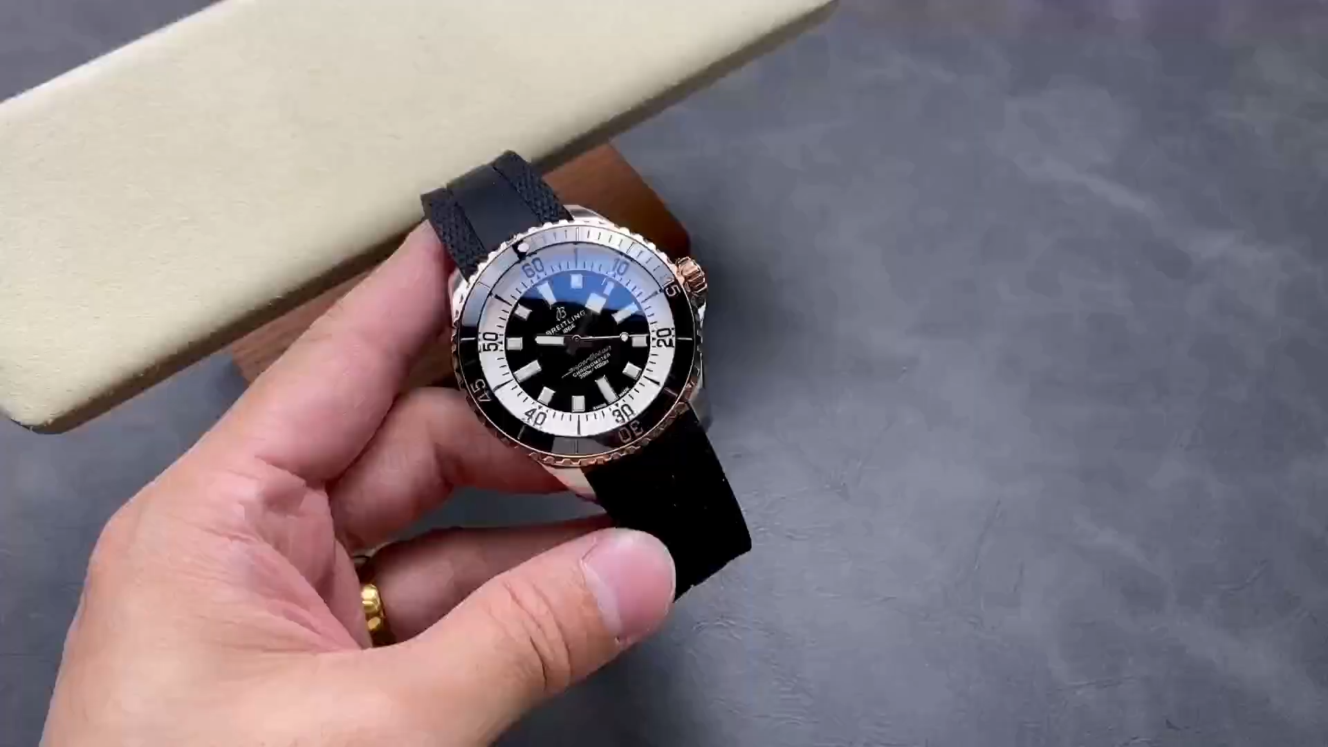 Breitling Superocean Steel & Rose Gold Men's Watch U17375211B1S1 Replica Automatic 42mm