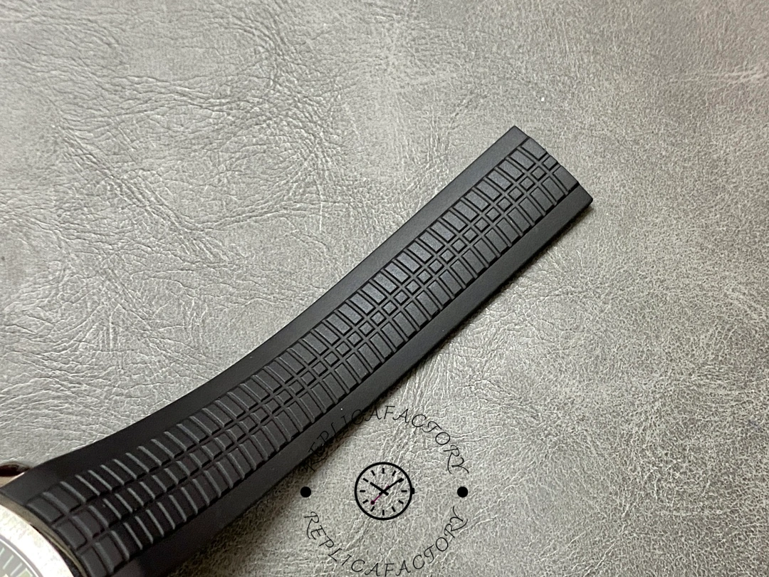 Rubber strap detail for Patek Philippe Aquanaut 5167A-001 showing underside texture and edge finish.