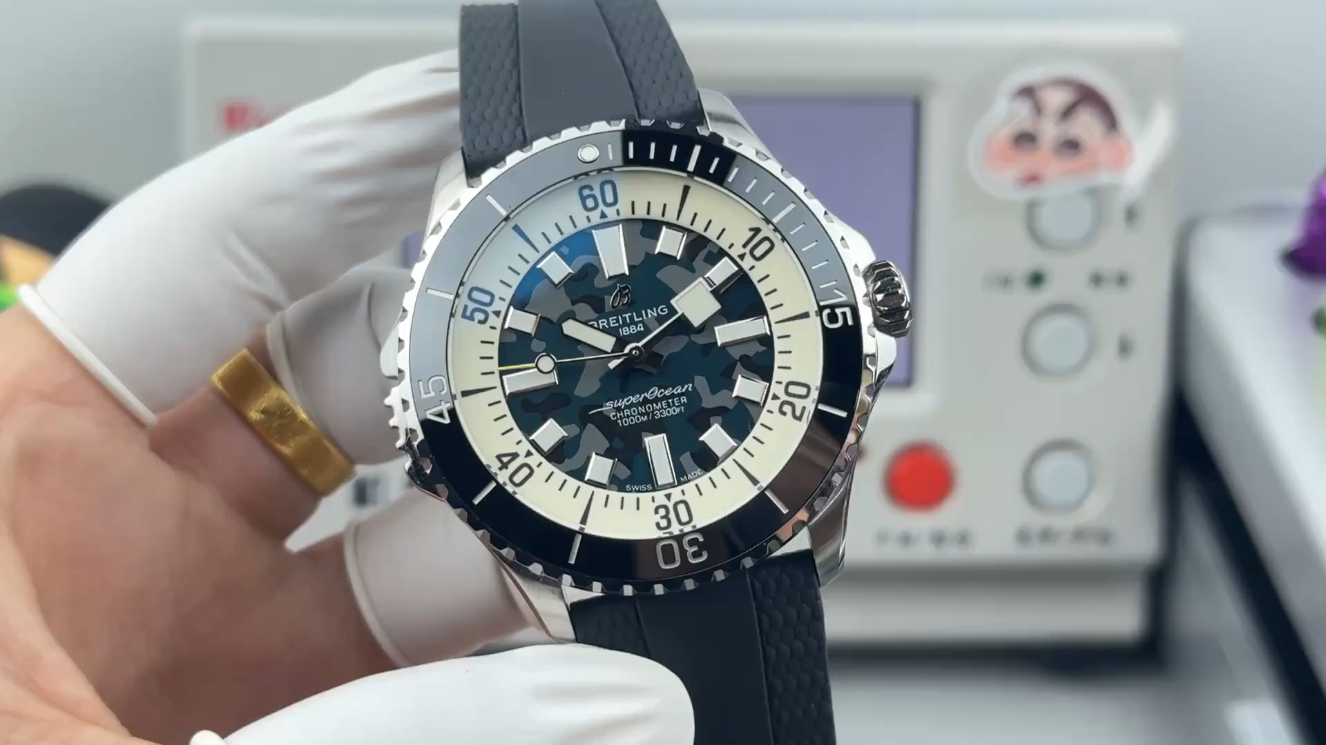 Breitling Superocean Automatic 46 Super Diver Watch E10379351B1S1 - Video