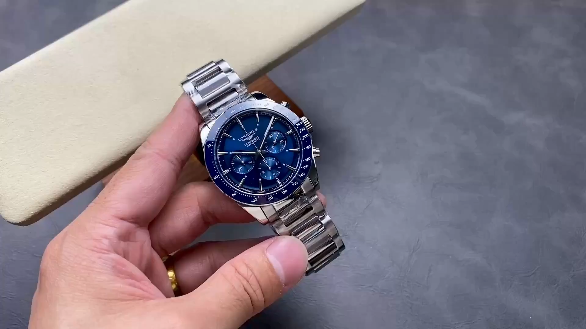Replica Longines Conquest 42mm Chronograph L3.835.4.92.6 Blue Dial - Video