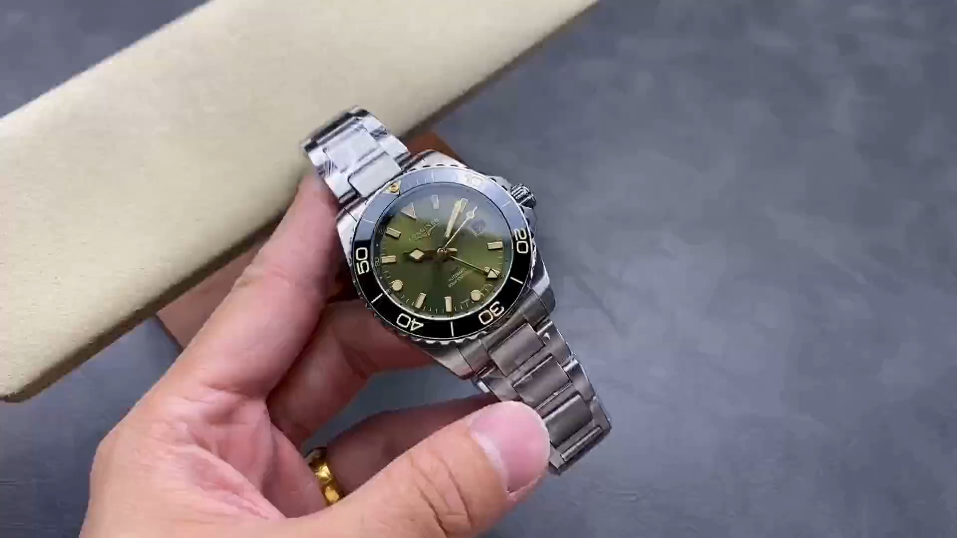Longines L3.790.4.06.6 HydroConquest GMT 41 Green Dial 1:1 Clone Dive Watch - Video