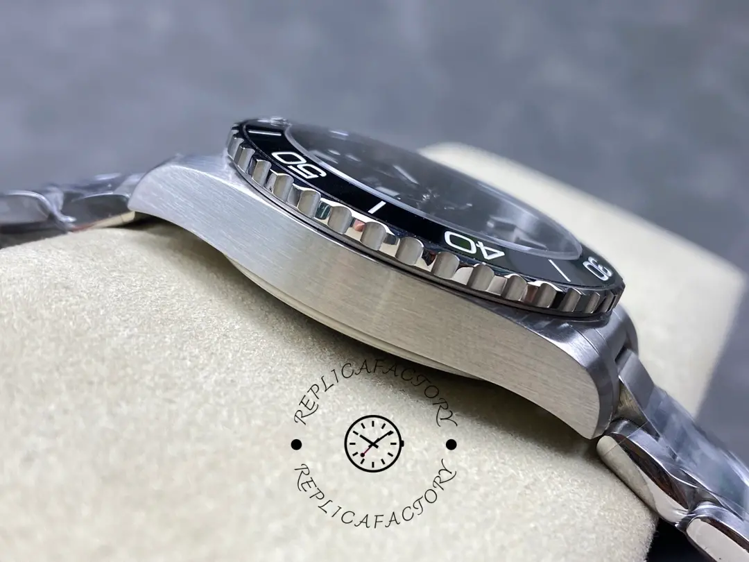 Side profile of Longines HydroConquest GMT L3.790.4.56.6 showing ceramic bezel and brushed case.