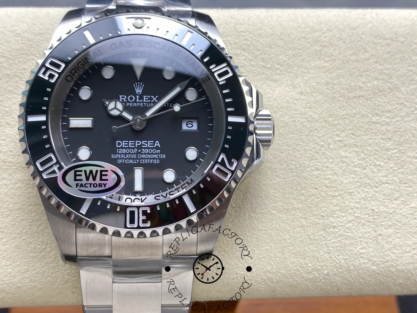Straight-on dial view of Rolex 136660-0006 Deepsea with DEEPSEA text and date window at 3 o’clock.