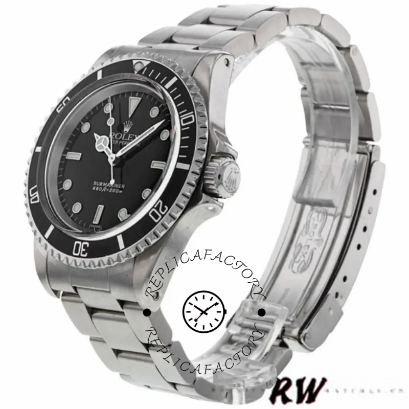 Rolex Submariner 5513 left-side angle, showing case profile and Oyster bracelet links.