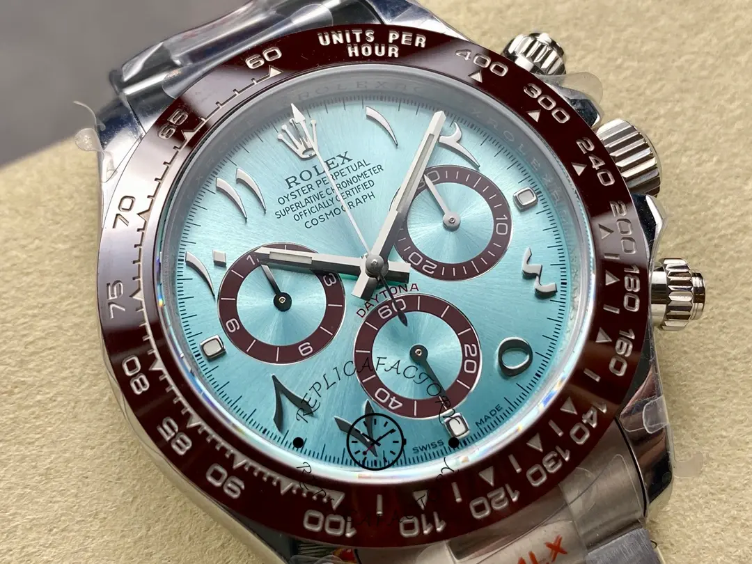 Dial close-up of Rolex Daytona Arabic 116506 highlighting Arabic numerals and chronograph subdials.