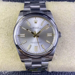 Replica Rolex Oyster Perpetual M124300-0001 41MM Clean Factory Silver Stainless Steel Dial